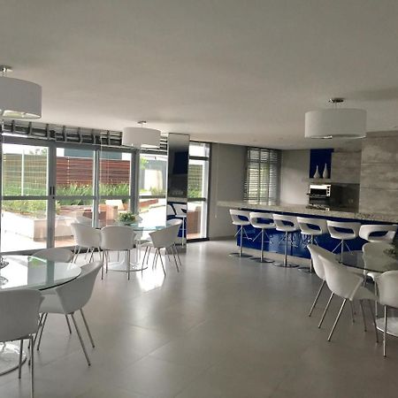 Estudio Moderno Com Linda Vista Para A Serra กูรีตีบา ภายนอก รูปภาพ